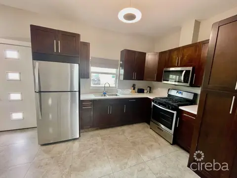 Breezy Port Apts B2 (2 Bed/2 Bath)