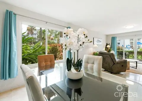 Sunset Cove Poolside 2/2 Available 1st Sept For Long Term Let