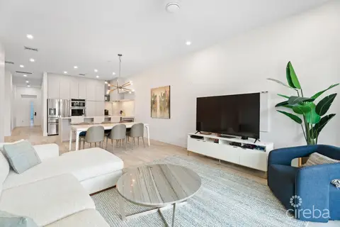 Aura #107 - Ground Floor 3 Bed Poolfront Residence - Available 1st August