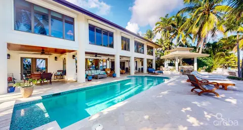 Beachfront Home - Prospect Point