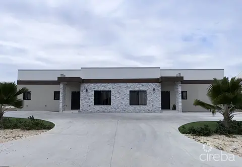 Lower Valley Duplex