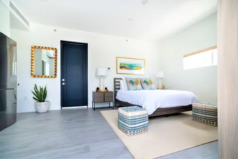 AMAZING STUDIO CONDO STEPS FROM THE BEACH AVAILABLE FOR SHORT TERM RENTAL