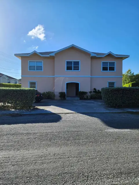 Spacious 2 bed 2½ bath apartment for rent!