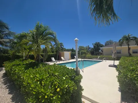 1 Bedroom Studio Unit For Rent 1250 ci