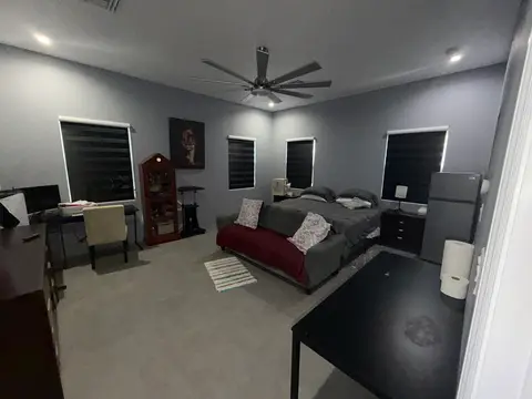 One room for Rent