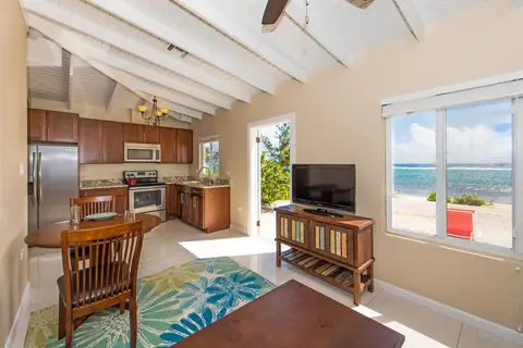 1 Bdrm Oceanfront Villas | Coco Beach Villas