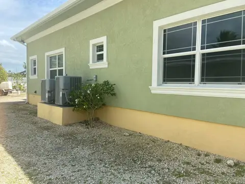 For Sale by Owner - 4 BEDROOM 3.5 BATHROOM HOUSE FOR SALE -324-1515