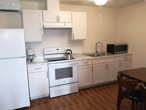 ALL INCLUSIVE WB 1 BEDROOM APARTMENT | CLOSE TO BOGGY SANDS 4-WAY STOP