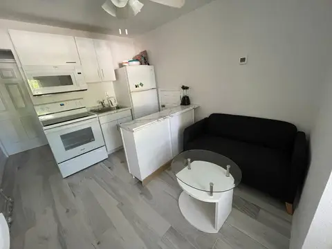 1 Bedroom 1 Bath Near Kirks Supermarket