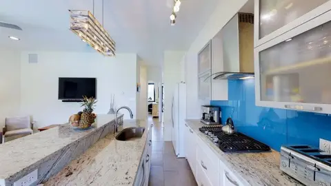Vela 1 bed Available May 1st