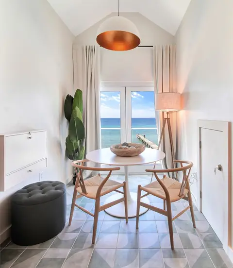 Cobalt Coast Resort - Brand New Rooms (short term)