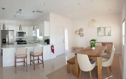 EVERGREEN VILLAS 1B/1.5B