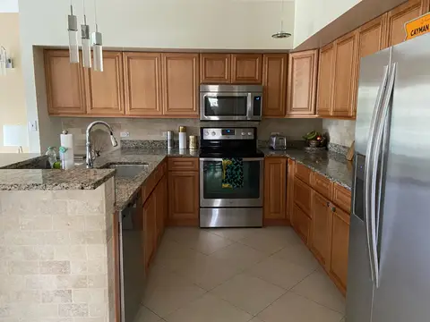 Beautiful South Sound Apartment - 1 Bed 1 Bath