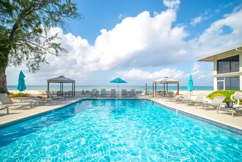Beautiful 7-Mile Ocean Front Vacation Rental at Tamarind Bay