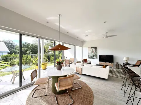 Beautiful 2 Bed 2.5 Bathroom Apartment at Sapphire, NW Point Road