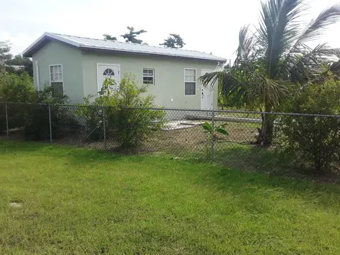 Daily Rental One Bedroom Countryside Savannah House