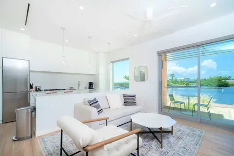 Modern 1 BDR Waterfront Apartment at One Canal Point Available for Monthly Rental