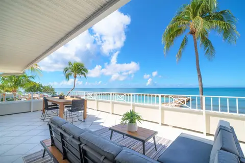 Short Term Rental at Sunset Cove - 3 Bdr 2 Bath Beachfront Condo