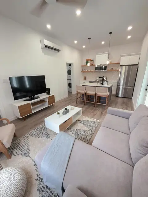 Cosy 1 Bed All-Inclusive Near Countryside Village May 1 to Oct 31