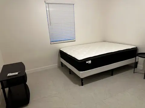 Room for Rent in Bodden Town - Available Now