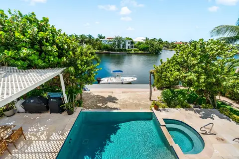 FOR SALE | New Price - 5 Bed | 4.5 Bath + Den Bimini Drive Home