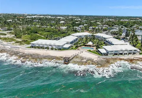 SOUTH SOUND OCEAN FRONT 4 BED WINDSOR VILLAGE 25