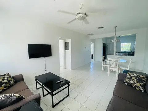SANDSCAPE RESIDENCES 2 BED/1.5 BATH AMAZING UNIT