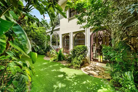 NEW PRICE | ANNE BONNY CRESCENT - CLASSIC COLONIAL WITH OUTDOOR ENTERTAINING
