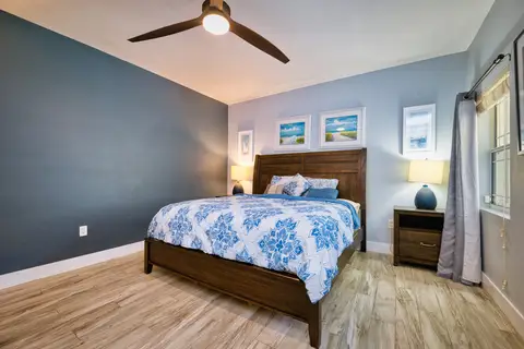 South Shore, Spotts - Ocean View 3-Bed with Screened-In Balcony