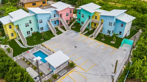 All inclusive* 2 bed 2 bath with Pool in West Bay