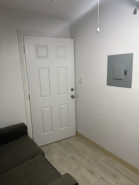 One bedroom studio apartment for rent
