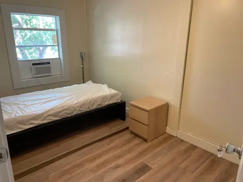 All inclusive room for rent