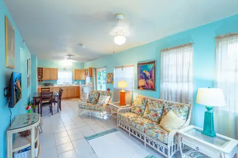 SMB 2027 Jeffs Private GuestHome 2/2 from $299/ Nite! Plan Ahead NOW! Your Fam-Friends 2027 GCay Vacay/ Xmas & New Years Already Gone!