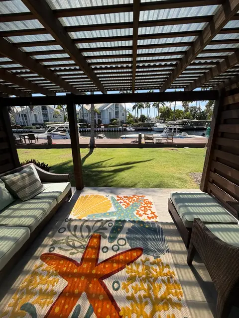 Seeking one roommate in 2b/2b condo Snug Harbor