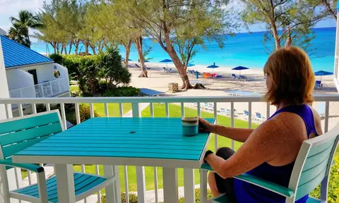Villas Of The Galleon Beachfront Condo open to all Reasonable Offers !