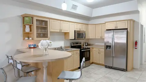 Crest Palms Townhouse 2 Bed 2 Bath