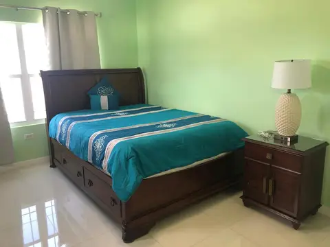 Studio Apartment for Rent! One Bedroom/One Bath + Kitchenette