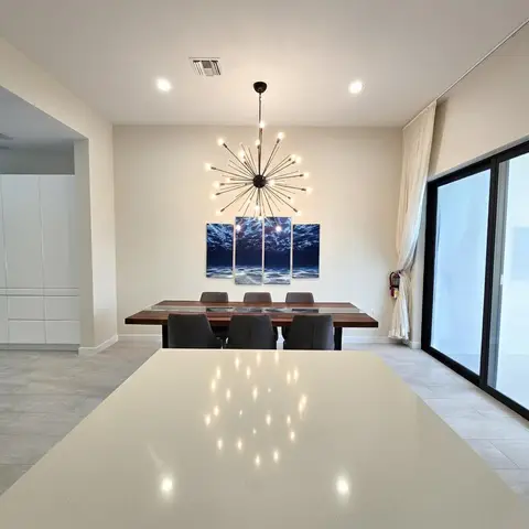 Vela, Seaview, Phase 2, 4Bedroom Quiet End Unit