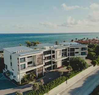 VIDA - LUXURIOUS & SPACIOUS 3-BED | 3 BATH IN NATURE SETTING