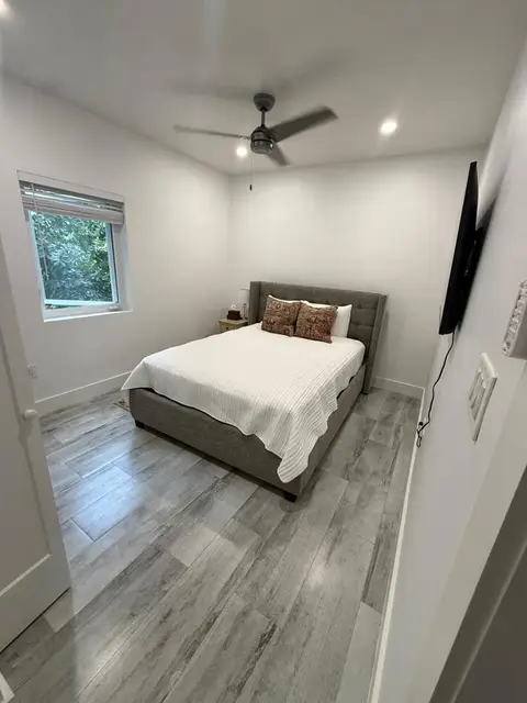 1 Bed in A 2 Bed. 1-3 months