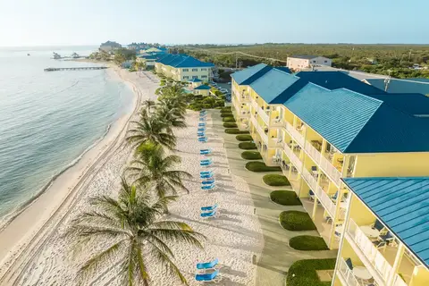 FOR SALE | CASTAWAY COVE | 2-BED BEACHFRONT CONDO - QUARTER SHARE WITH INCOME POTENTIAL