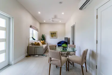 2 Bed / 2 Bath Apartment in West Bay – 61 West