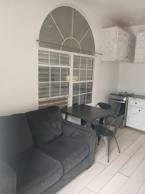 All inclusive apartment in bodden town available
