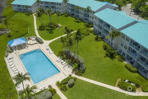PRICE REDUCED! OCEAN POINTE VILLAS #10, OCEANFRONT WEST BAY