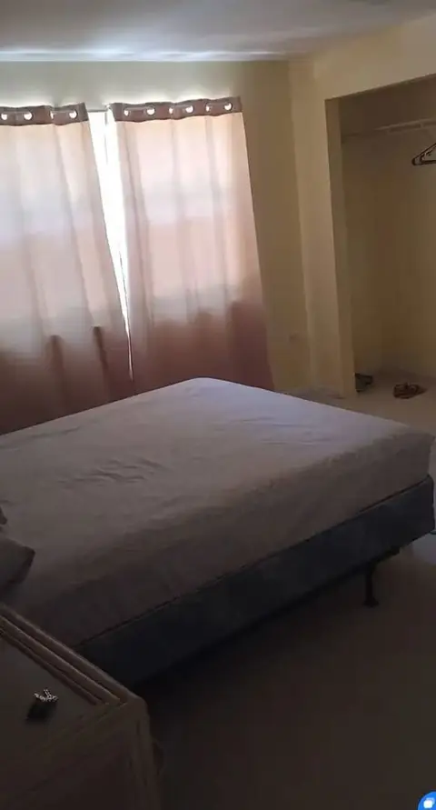 3 Rooms Available North Side