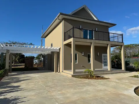 (Sale Pending) VALLEY GARDENS HOUSE #10, 3-BED 2-1/2 BATH