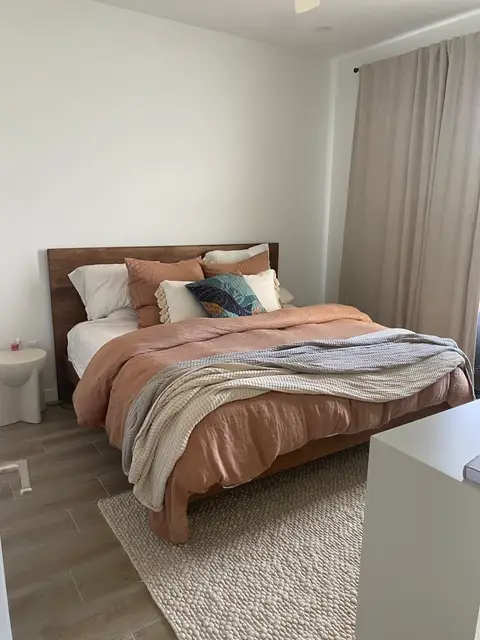 2 Bed/2 Bath - Short Term Rental - June 15-30