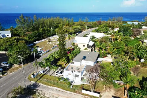 All Inclusive Northwest Point Road Share House – 2 Rooms Available
