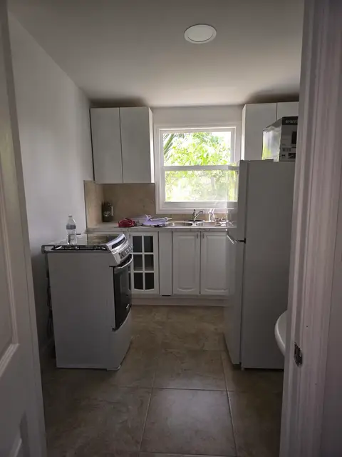 1 Bedroom 1 Bathroom For Rent