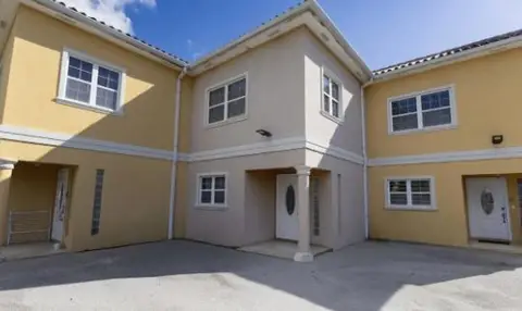 (Sale Pending) CENTURY 21 | LOWER VALLEY LUXURY TOWNHOUSE